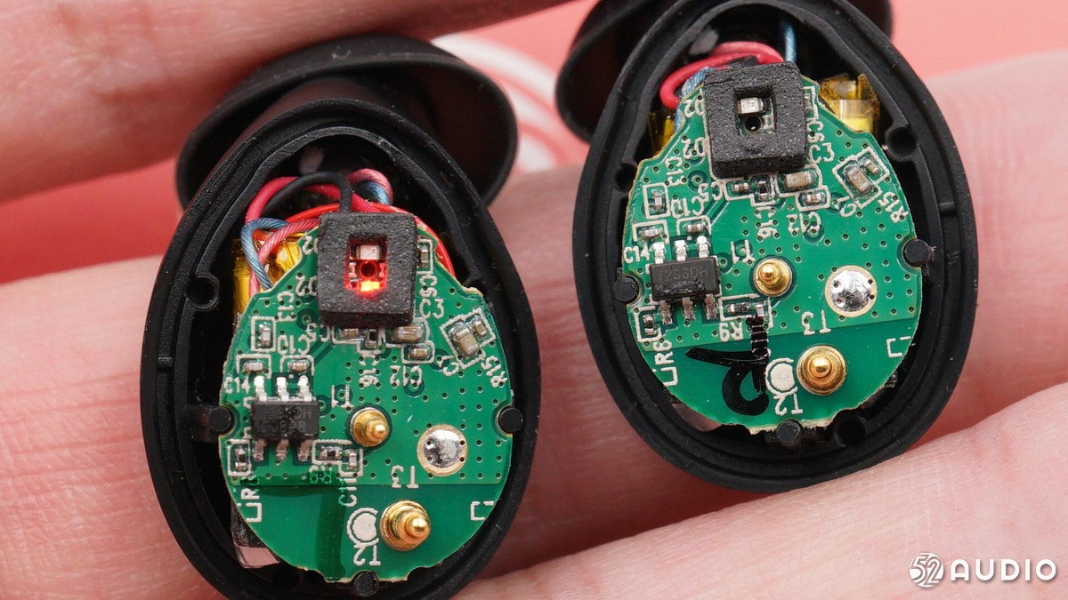 摩托罗拉motoedges拆机视频,摩托罗拉motogx拆解视频