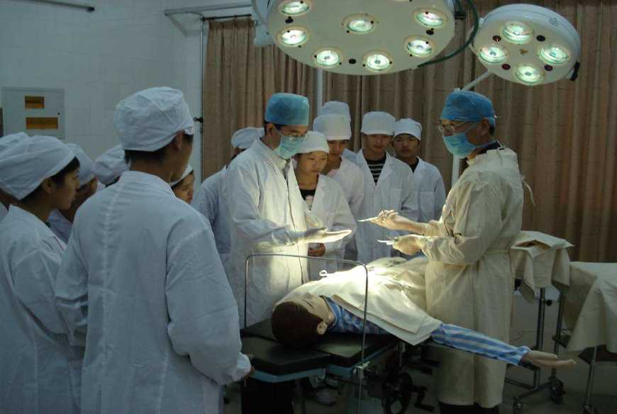 中国大学医学类排名一览表,中国大学医学院最新排名