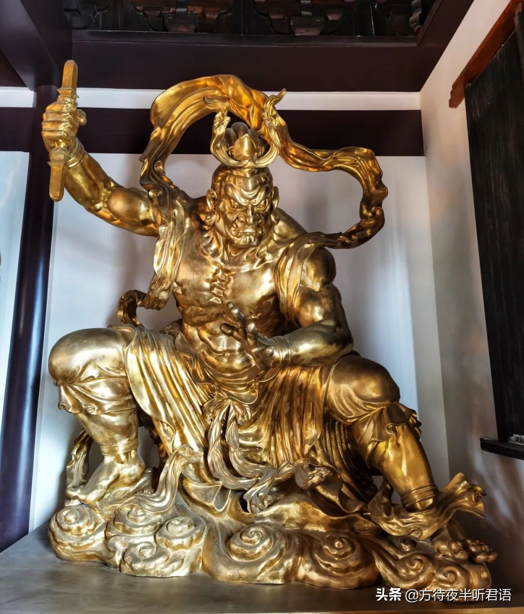 上海真如寺碑廊,上海真如寺塔内