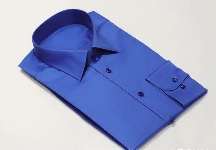 个子矮怎么穿西装好看,小个子穿格子西装搭配各种穿法