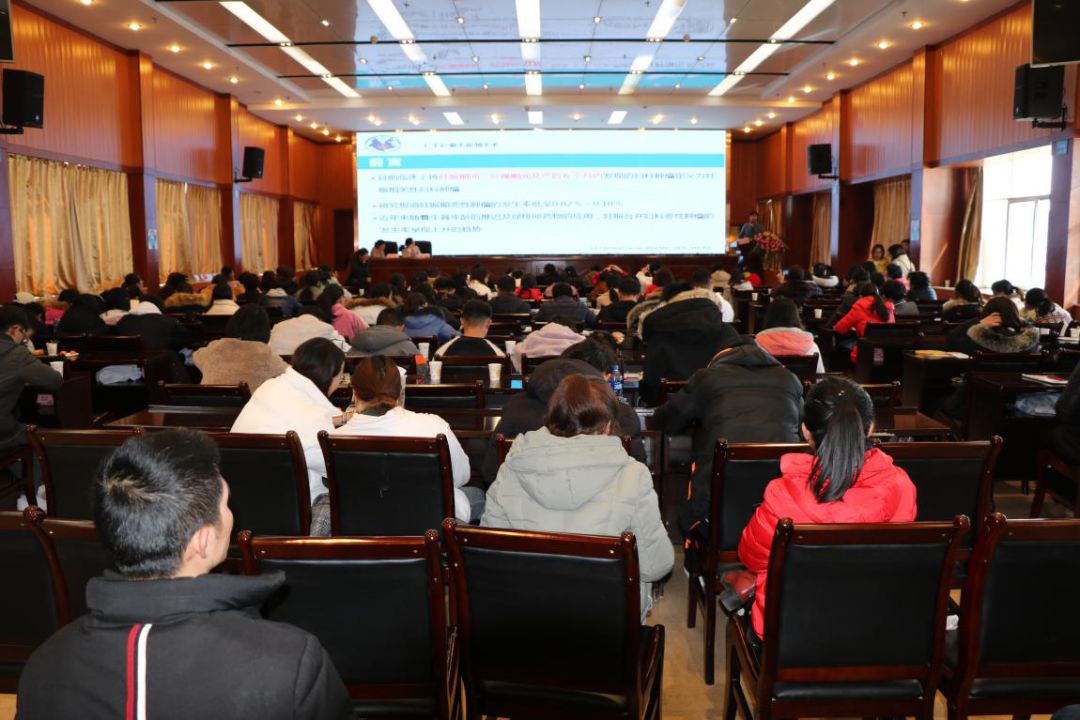 云南省妇产科实用技术基层医师巡讲在曲靖成功举办