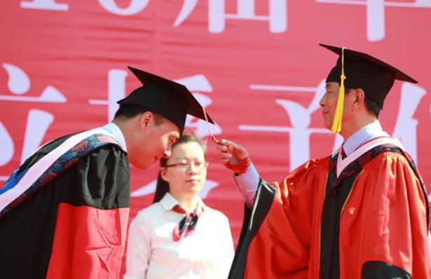 澶у閲岀殑鐏拌壊,澶у閲屾渶鍧戠殑浜ゆ槗