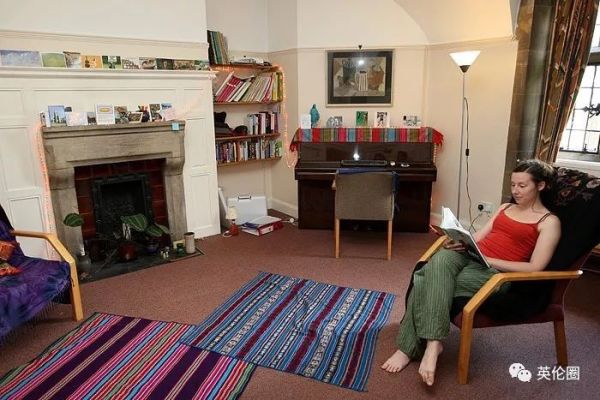 一年48万，奶茶妹妹要读剑桥MBA？这张学生卡信息量也太大