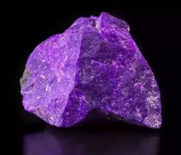 玉石的种类及鉴定标准图片,玉石的分类及鉴别图片