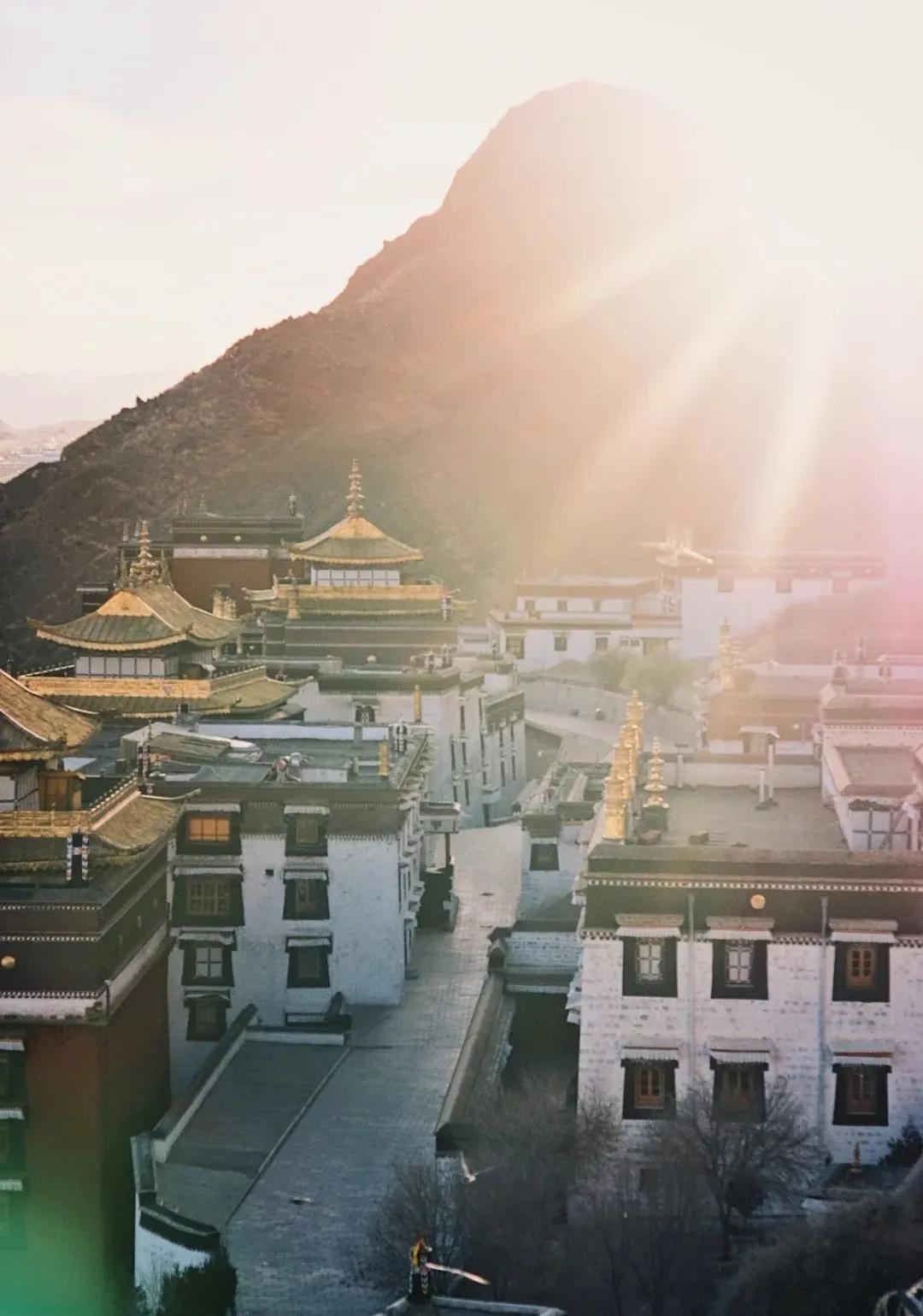 日喀则一座宝藏之城,日喀则日光之城