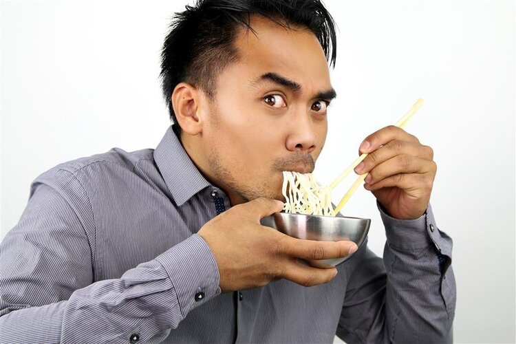 84岁的钟南山院士健康秘诀,84岁钟南山养生方法