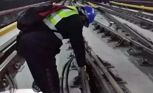 地铁为什么半夜要停止,地铁为什么不24小时运营