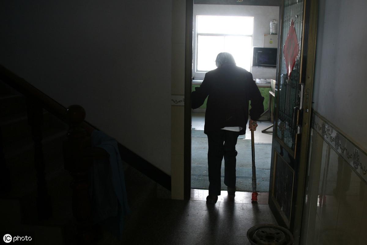 阿尔茨海默症老人走失最新消息,阿尔茨海默症人走失一般会去哪