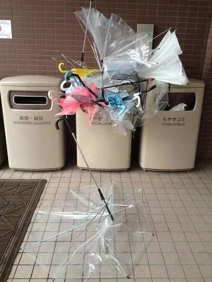 为什么日本人爱用透明伞,为什么日本大多是透明伞黑伞