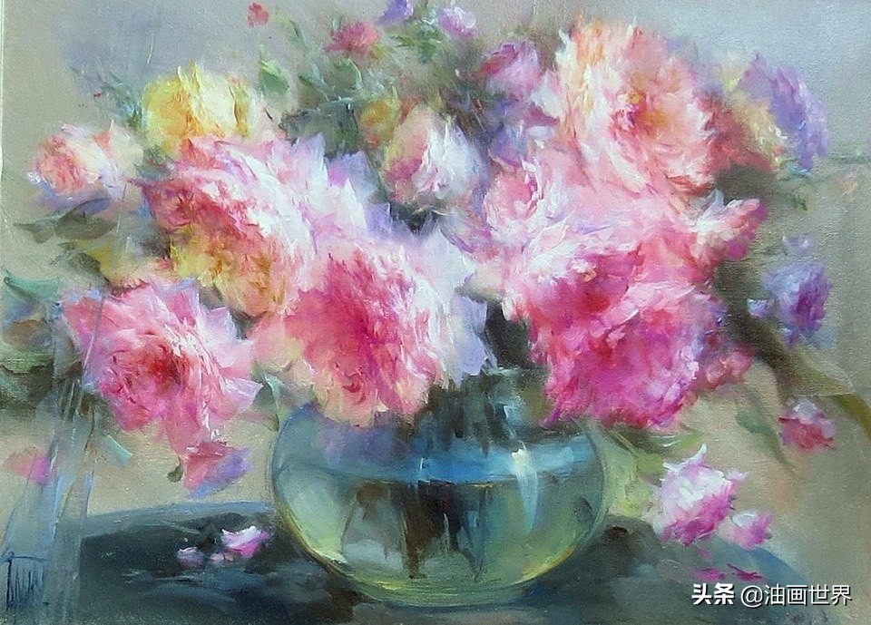 这画家绝对拥有绘画的魔力，把花束画得如此之美