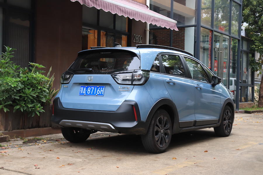 来福酱和飞度试驾对比,来福酱驾驶感受和飞度一样吗