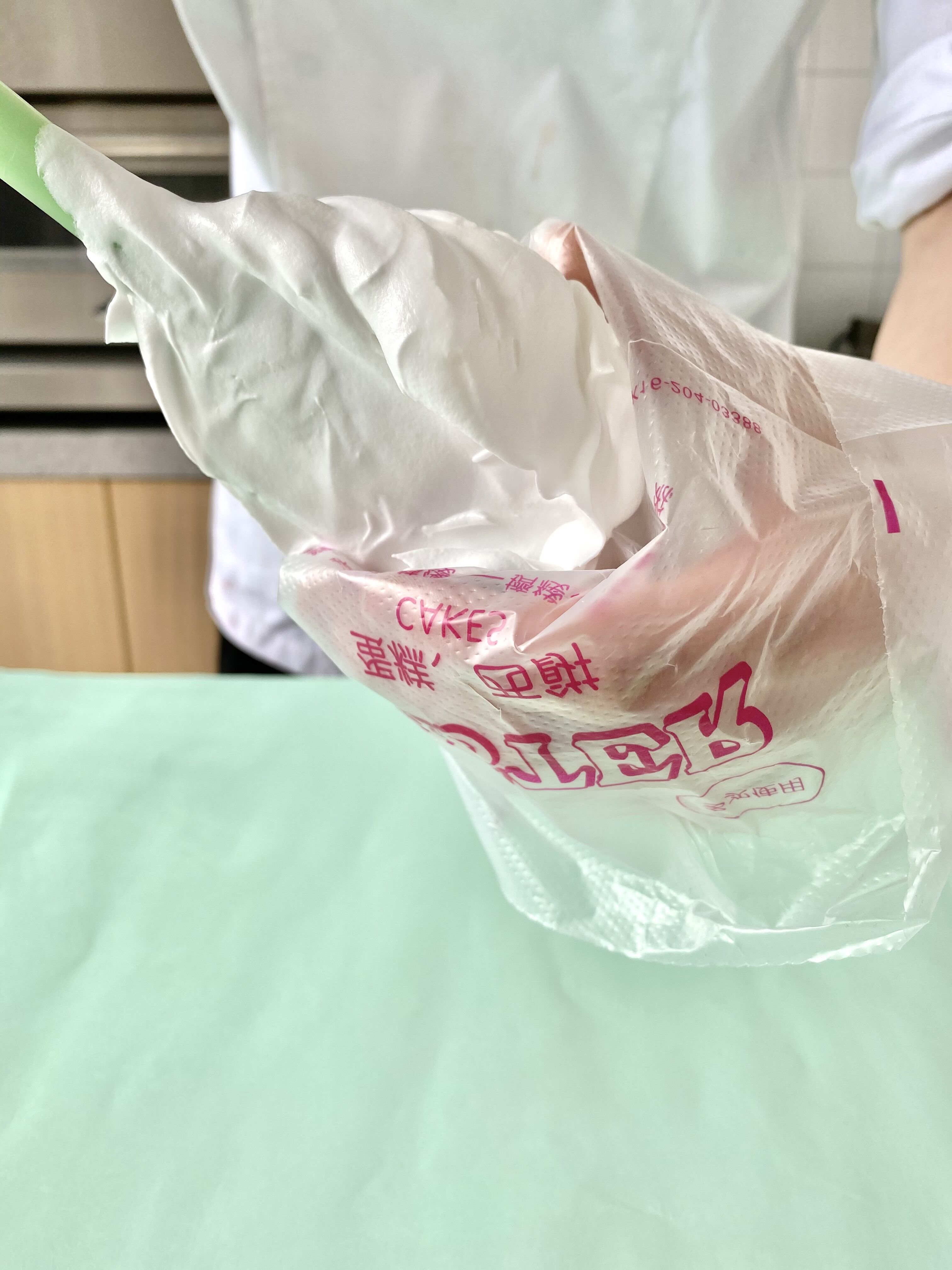 向日葵裱花手法教程简单易学,裱花的七种基础手法教程