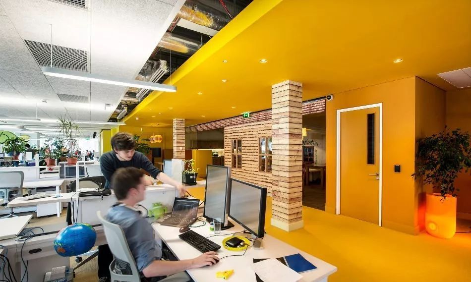 马云谈挖阿里巴巴的人,马云为阿里巴巴做出的付出