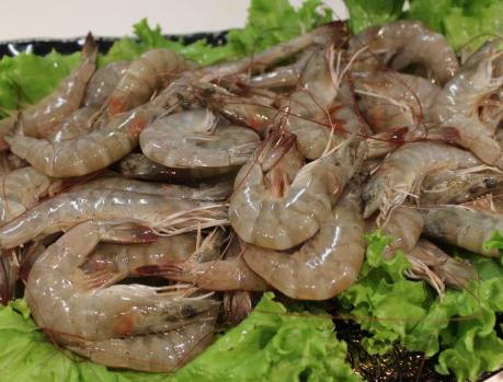 炸虾需要放盐吗,炸虾只裹鸡蛋液