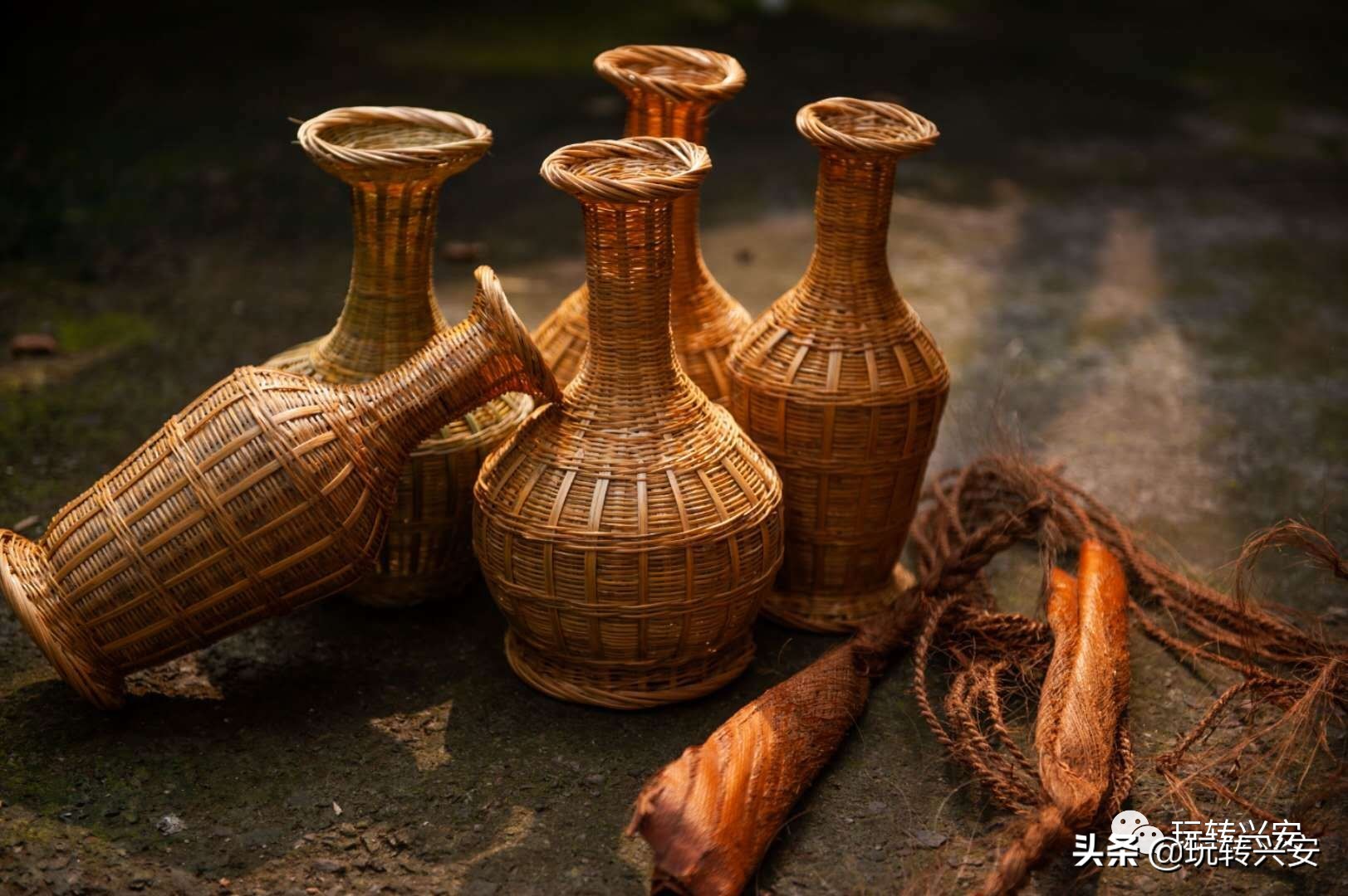 编织老匠人,73岁老人编织手艺