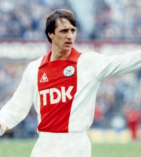 你是我爸爸!巴萨阿贾克斯竟有这血缘,他们都得管这英国人叫师祖