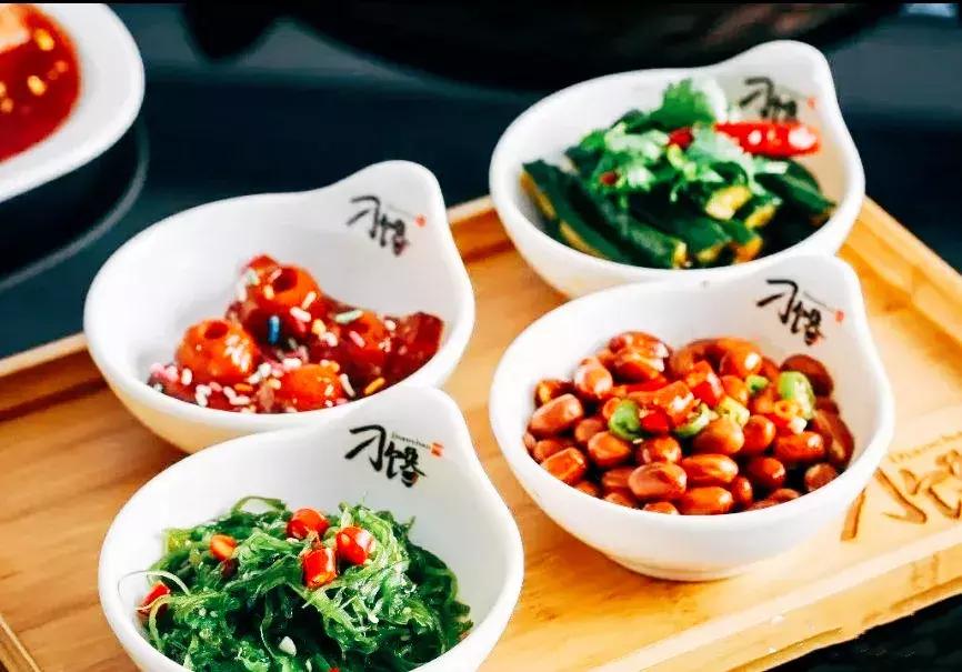 想减肥的天津人，千万别坐地铁3号线！好吃的太多啦