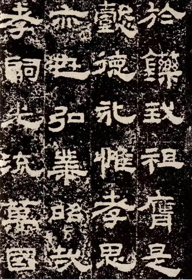 汉隶礼器碑独特的方笔技法,汉隶碑的正确笔法