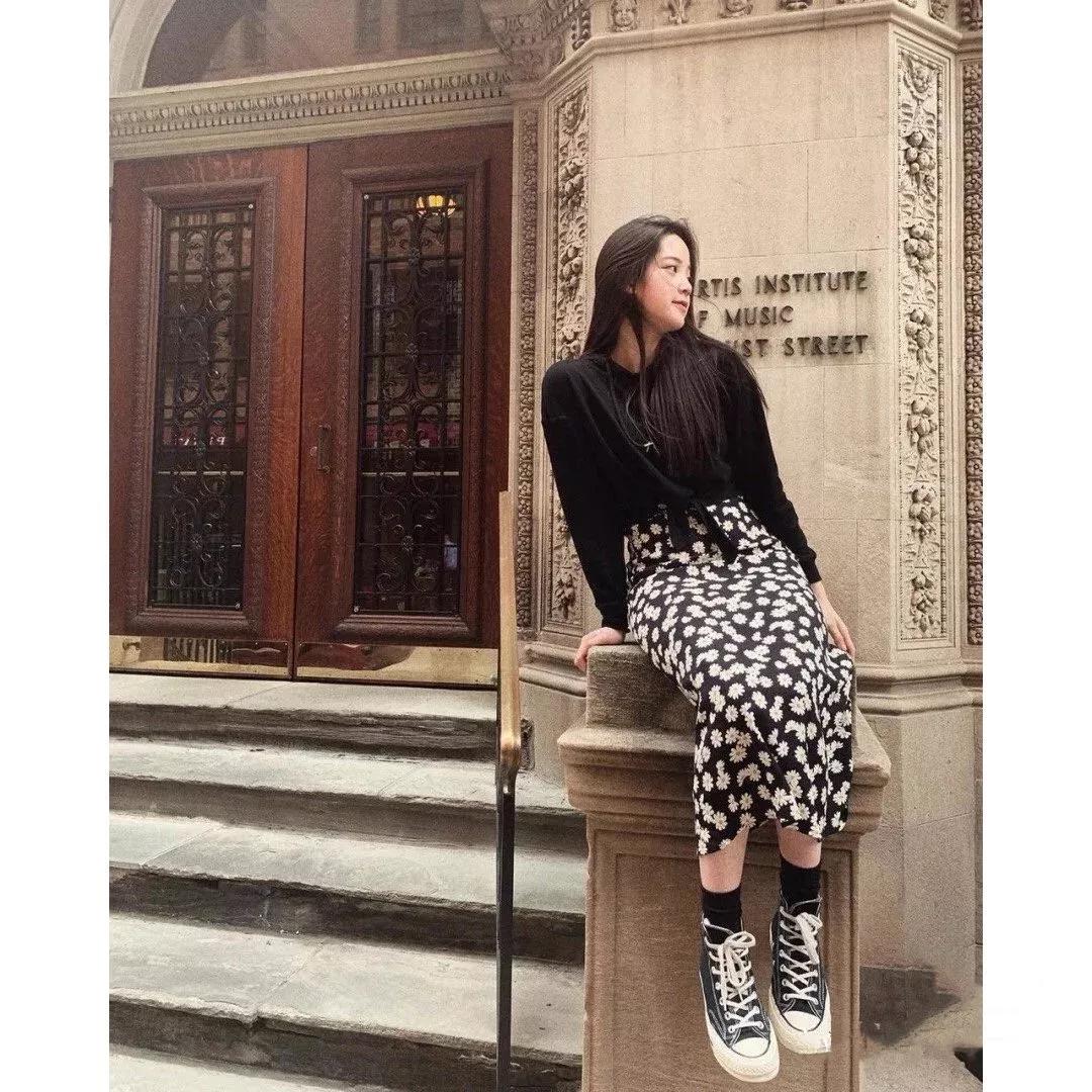 活力十足运动少女,穿搭秋季女青春活力运动