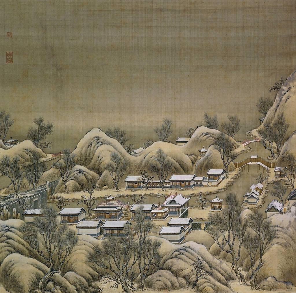 余晖映照出娇艳的晚霞,余晖映衬下美景