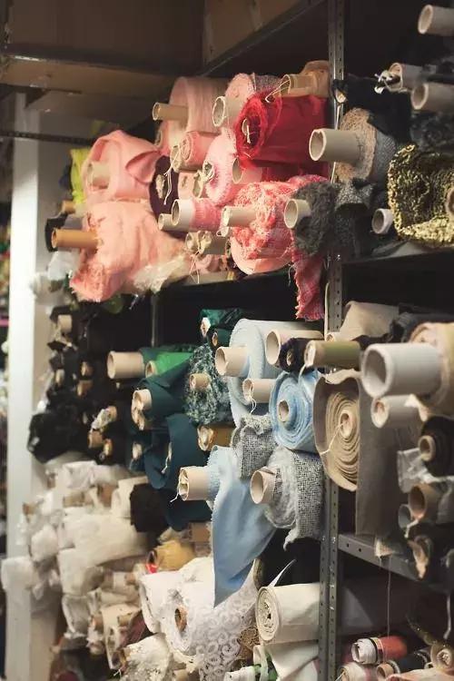 服装设计与工程可以转什么专业,服装设计与工程专业好找工作吗