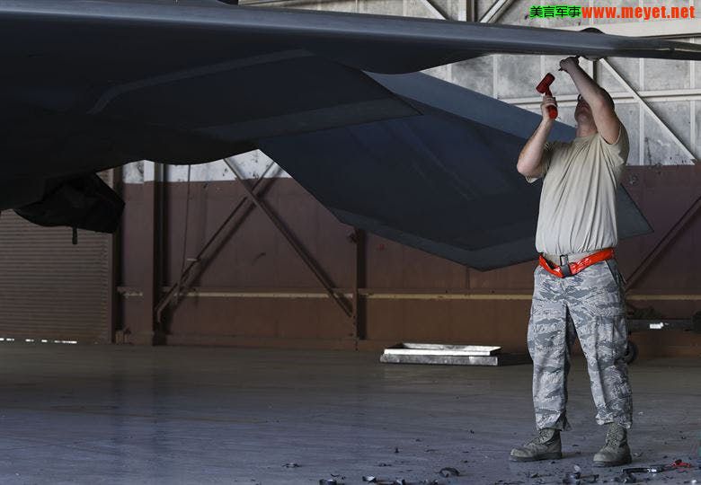 f22猛禽隐身战机,f-22猛禽空中展示