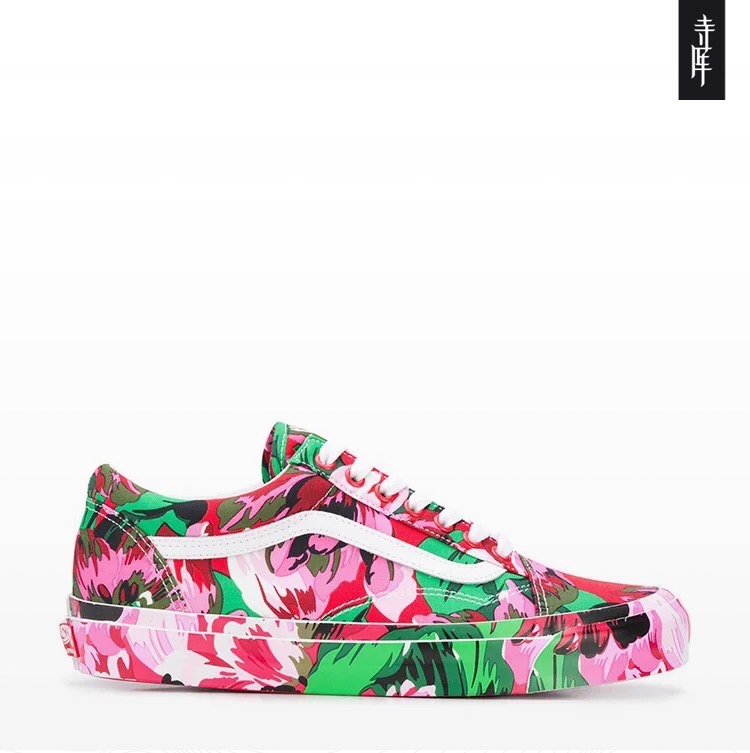 vans黑色星期五联名,vans联名labubu鞋子