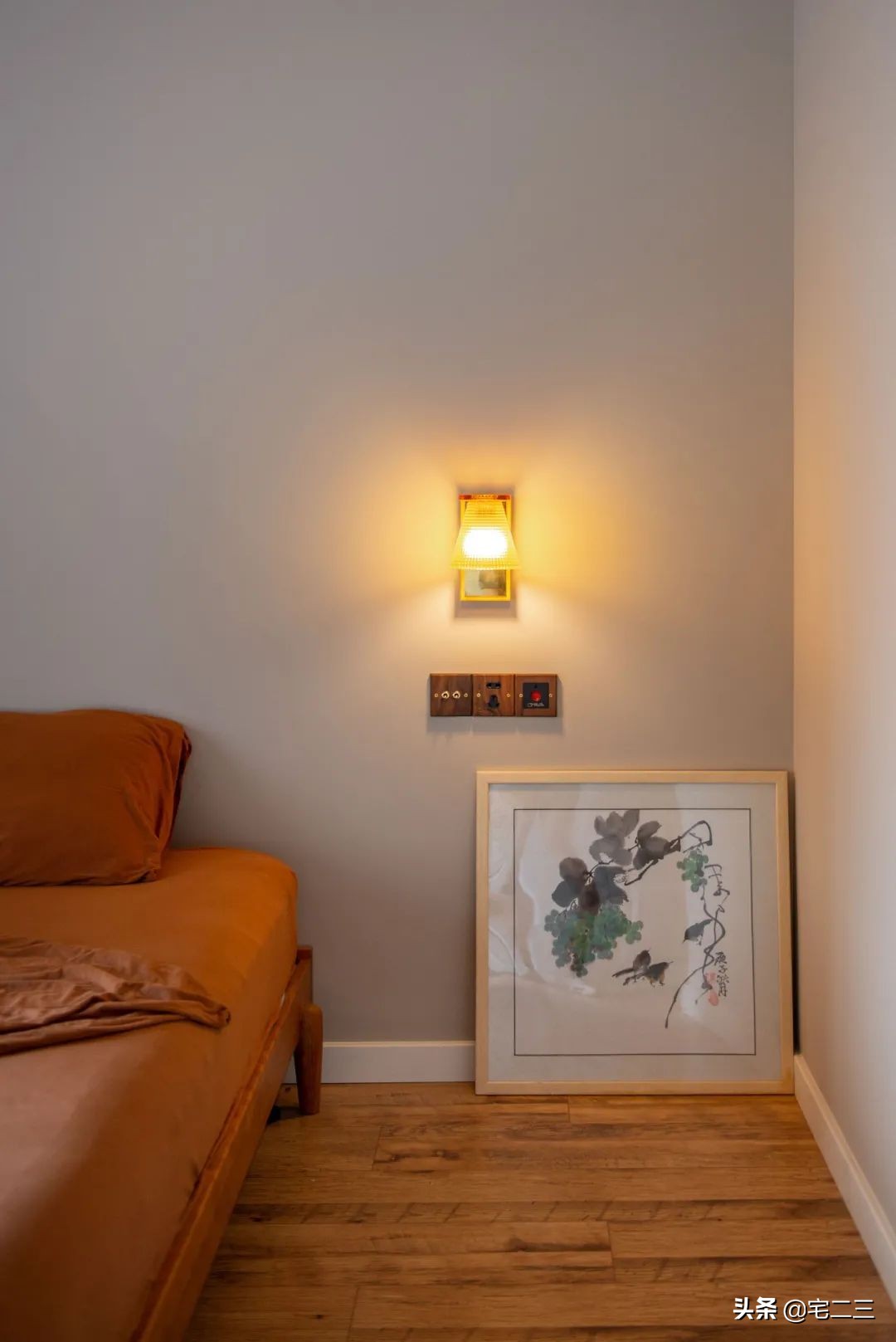 霓虹灯下，他们的“摇滚之家”