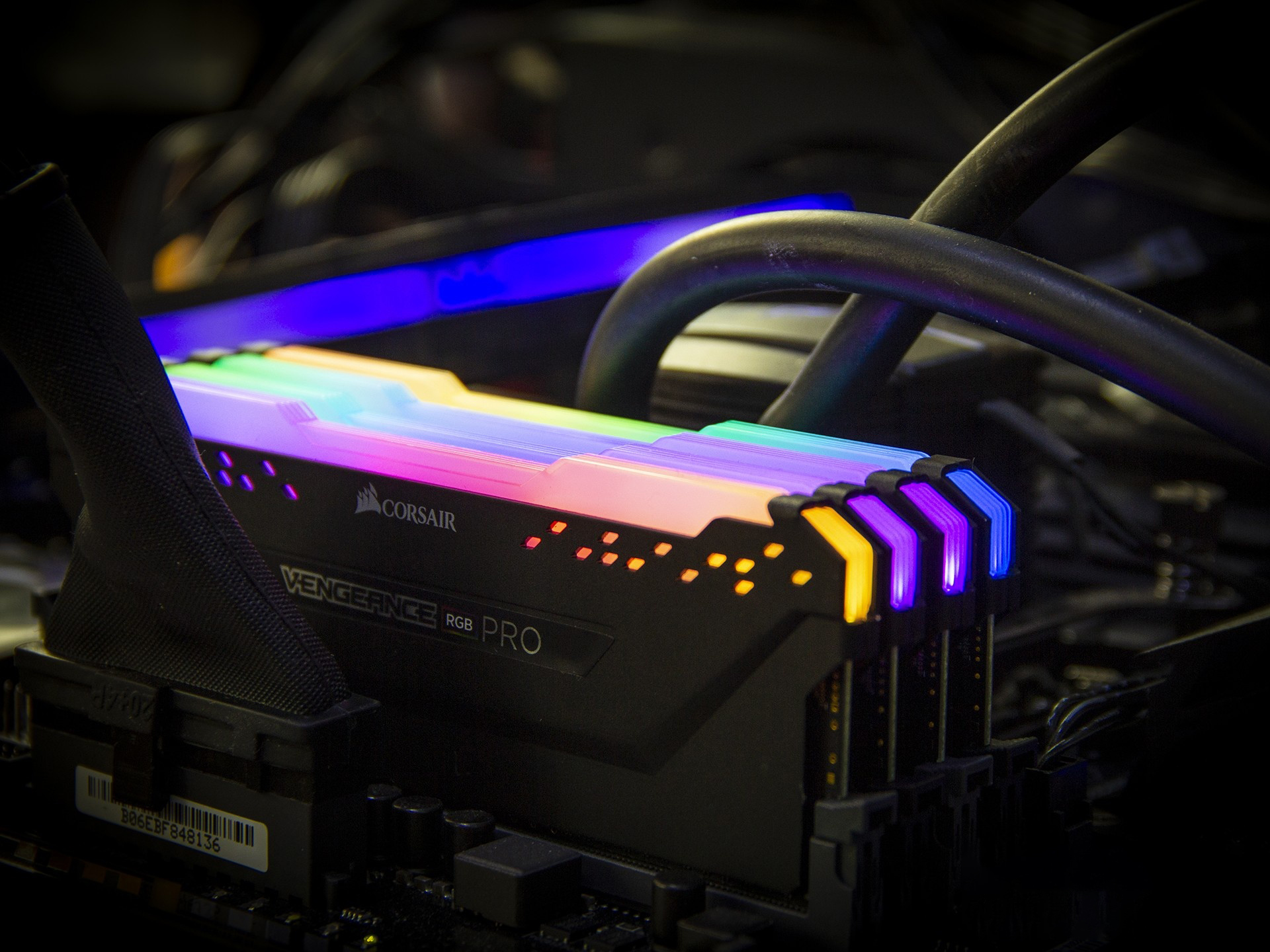 电脑自动关机的原因及解决方法,台式电脑关机后自动重启怎么解决