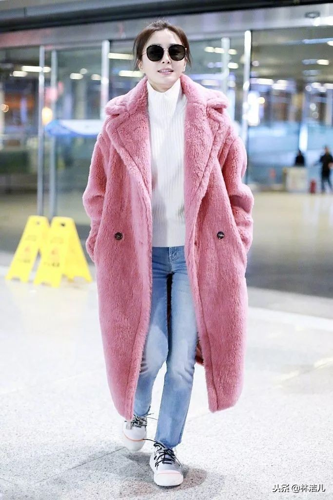 戚薇唐嫣杨幂宋茜,戚薇刘雯唐嫣穿皮草