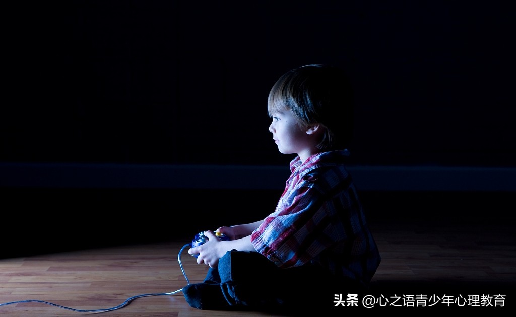 孩子沉迷网络打赏怎么办,孩子沉迷网络打骂不管用无济于事