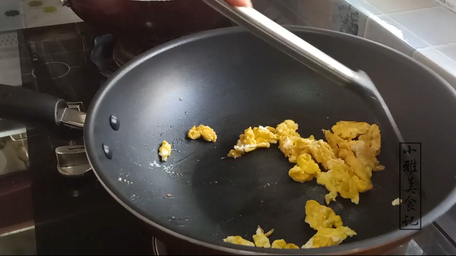 蘑菇要不要烫一烫再炒,蘑菇一定要焯水吗