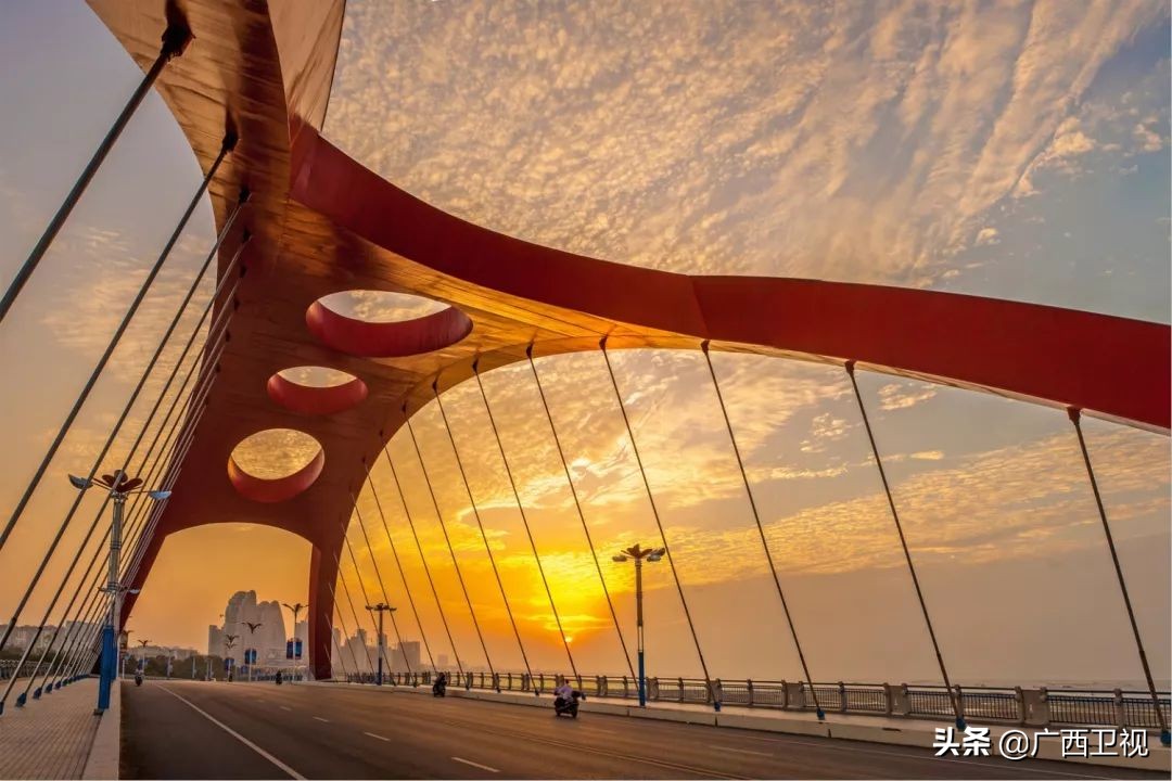 环广西北海赛段全程回放,环广西北海2017开幕式