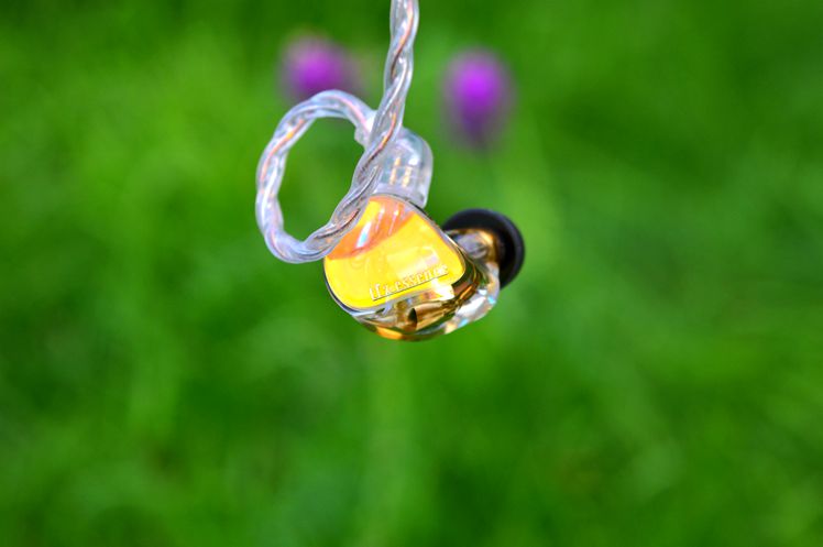 锦瑟香也tfzessence入耳式测评,锦瑟香也tfzlive3pro耳机测评