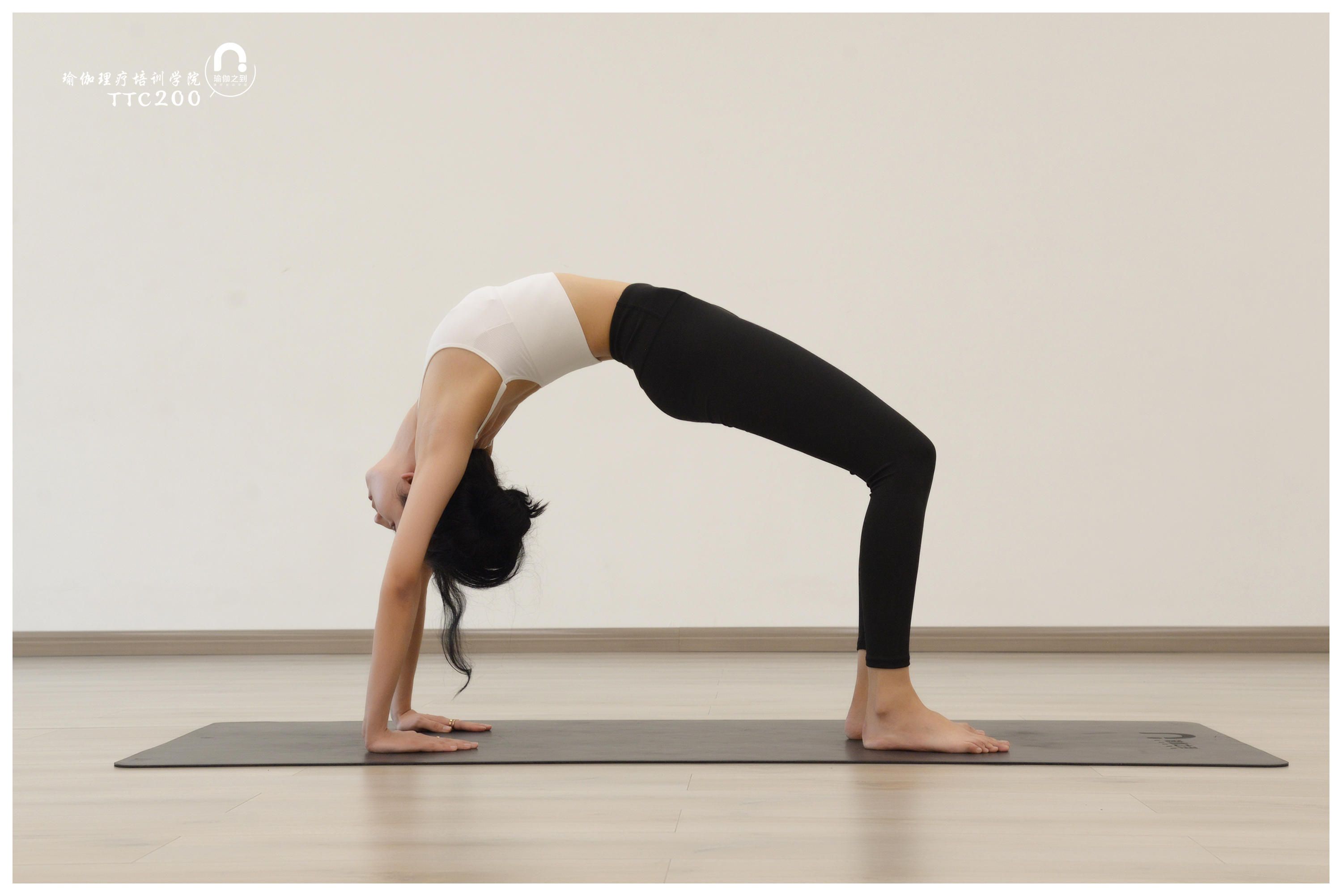 怎么考取瑜伽资格证书,考瑜伽教练证要多少钱有哪些课程