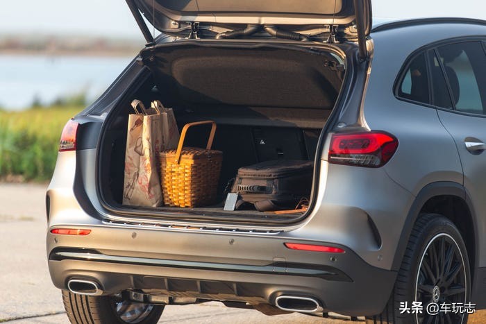 奔驰glasuv2024款试驾评测,2019奔驰gla250suv价格