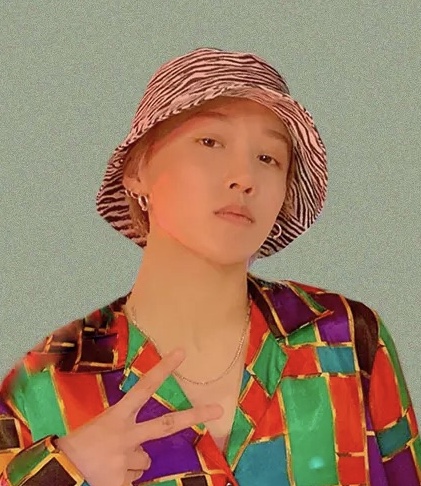 帽子怎么选择适合自己脸型女生,怎么看自己的脸型适合什么帽子