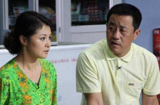 长贵和刘能在谢大脚家待一夜,长贵去世了刘能哭了