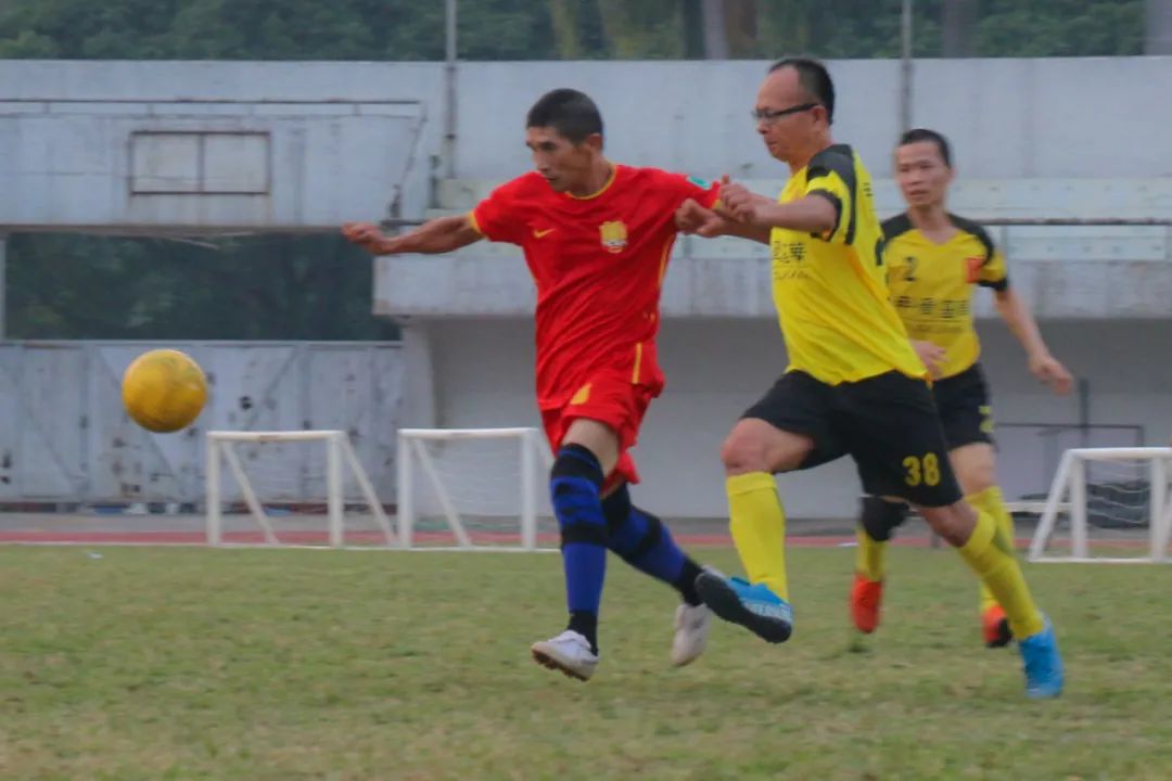 中山民间球王李雄文,中山球王的传说