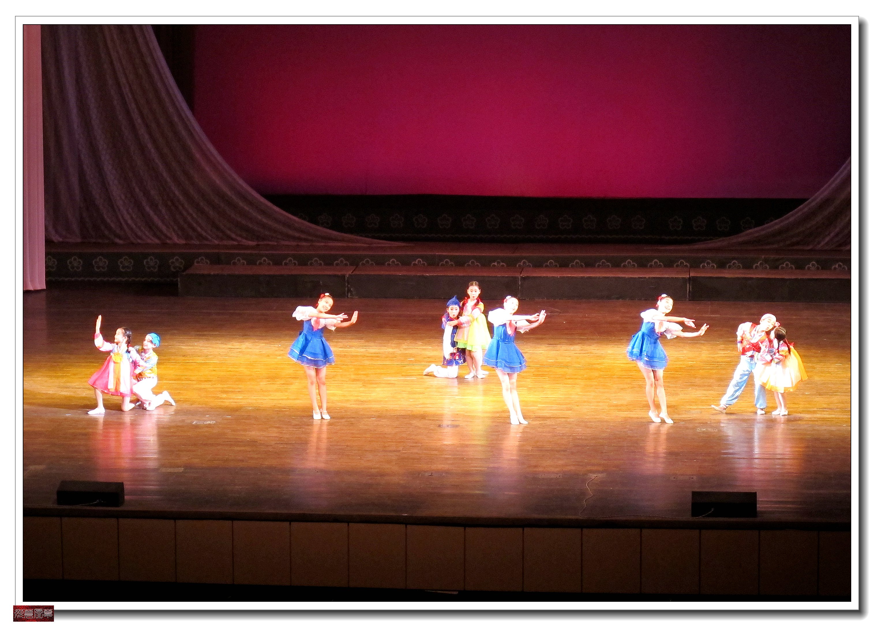 走进神秘国度纪录片,十年前朝鲜万景台少年宫视频