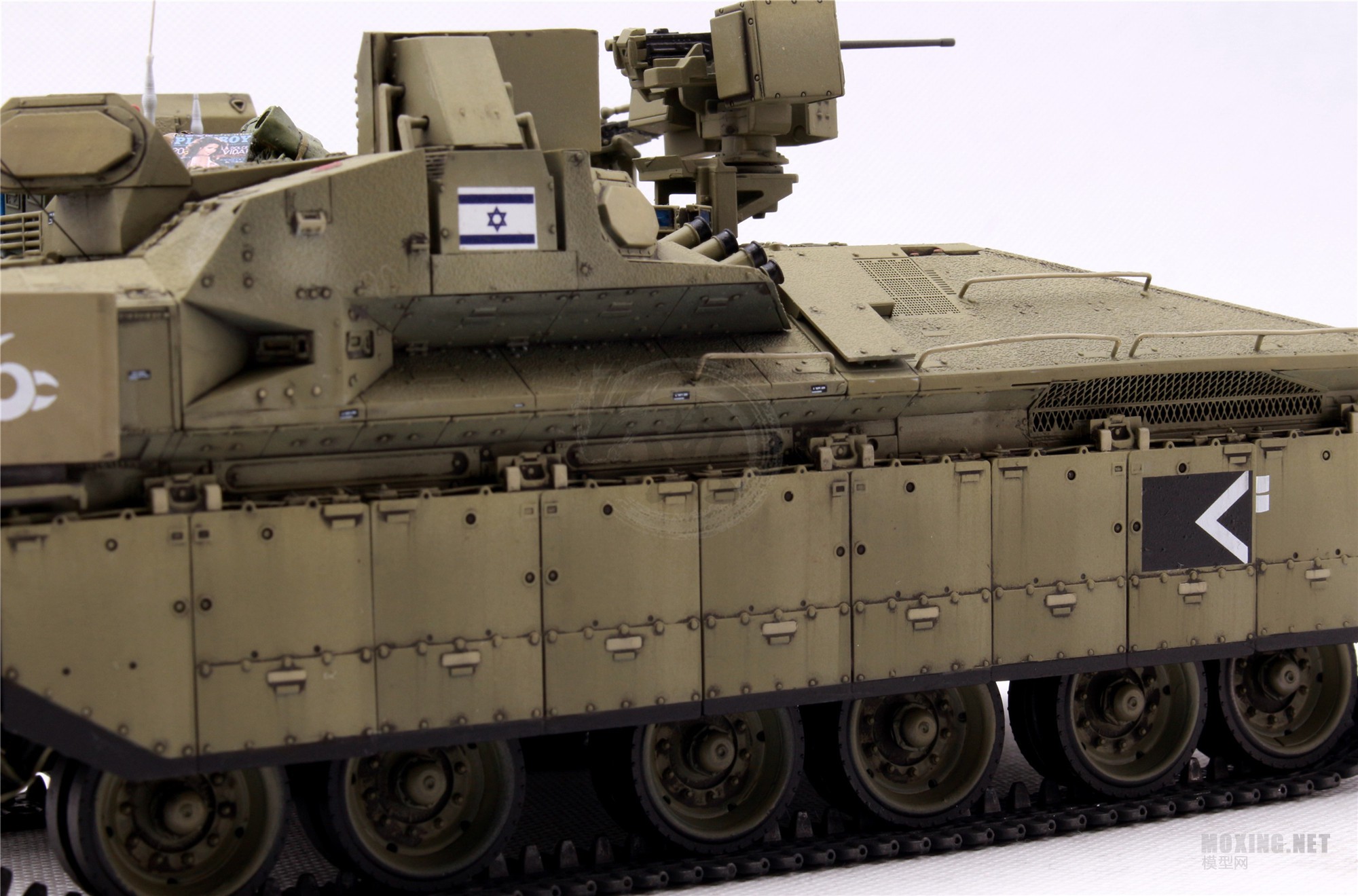 MENG,SS-018-1/35以色列“雌虎”重型装甲运输车-简介与开盒