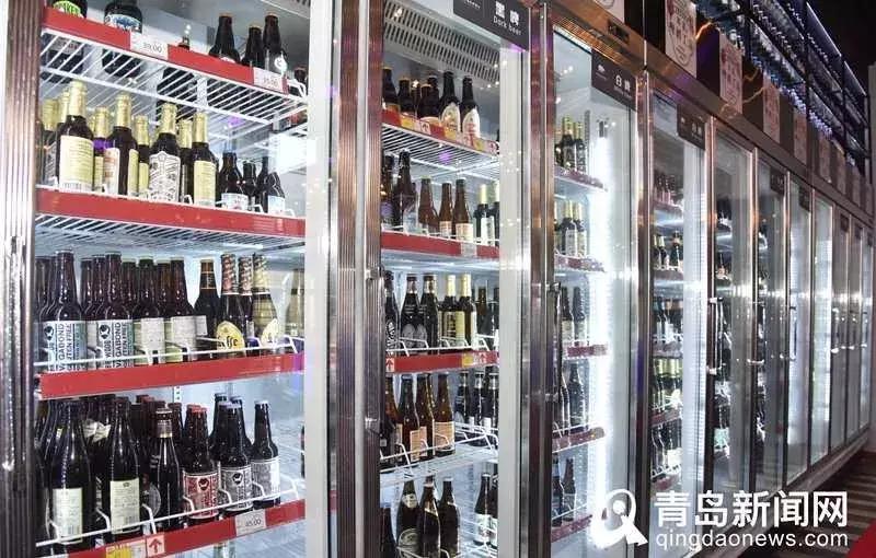 青岛啤酒节2020黄晓明,偶遇明星黄晓明现身青岛啤酒节