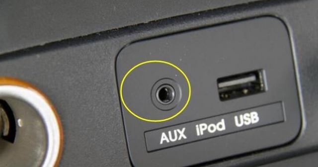 汽车方向盘都有插口,汽车多功能方向盘不接电源也能用