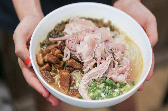 大理s弯网红打卡地的美食,大理南五里桥美食什么最好吃