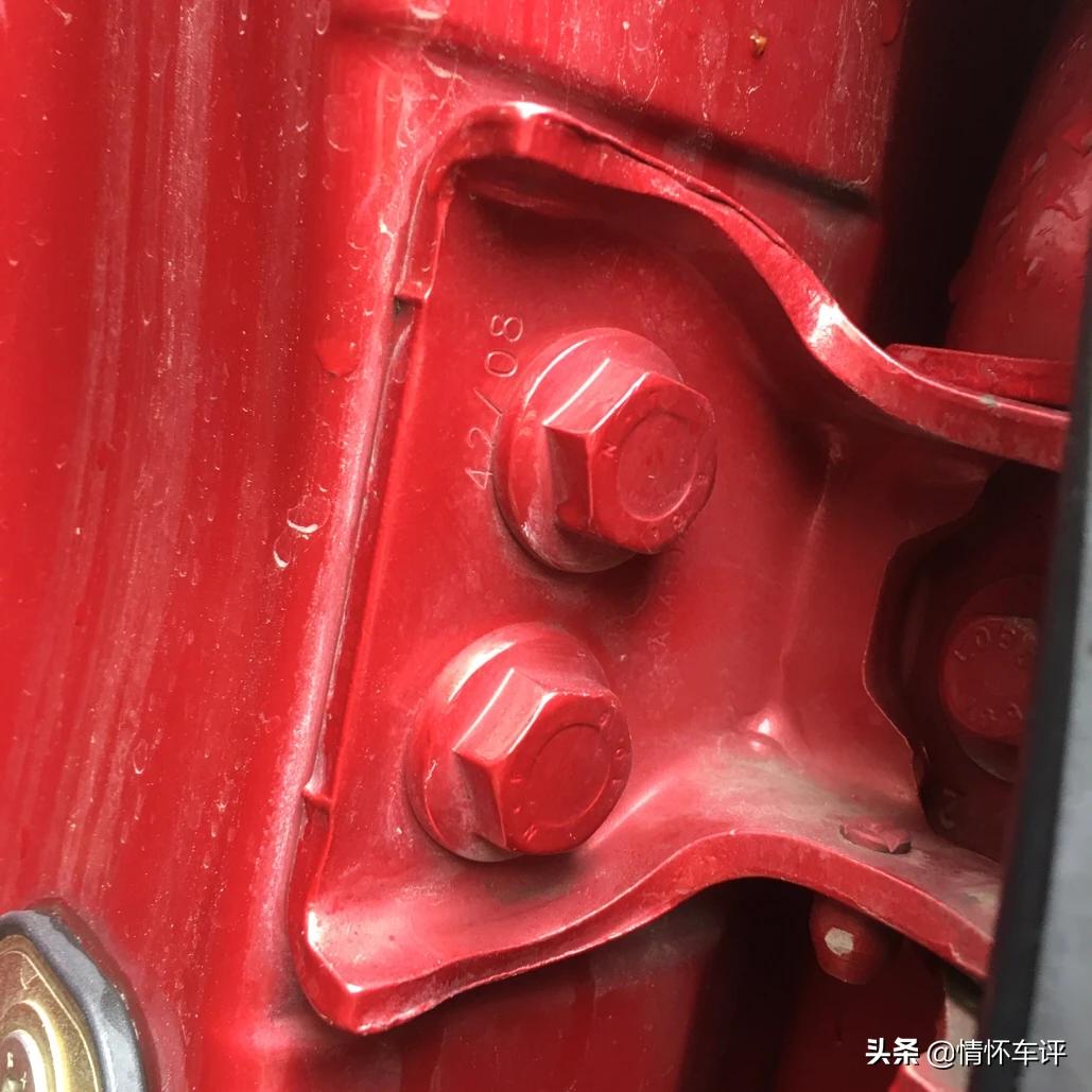 雪铁龙世嘉2.0手动挡值得买吗,雪铁龙世嘉两厢手动2.0优缺点