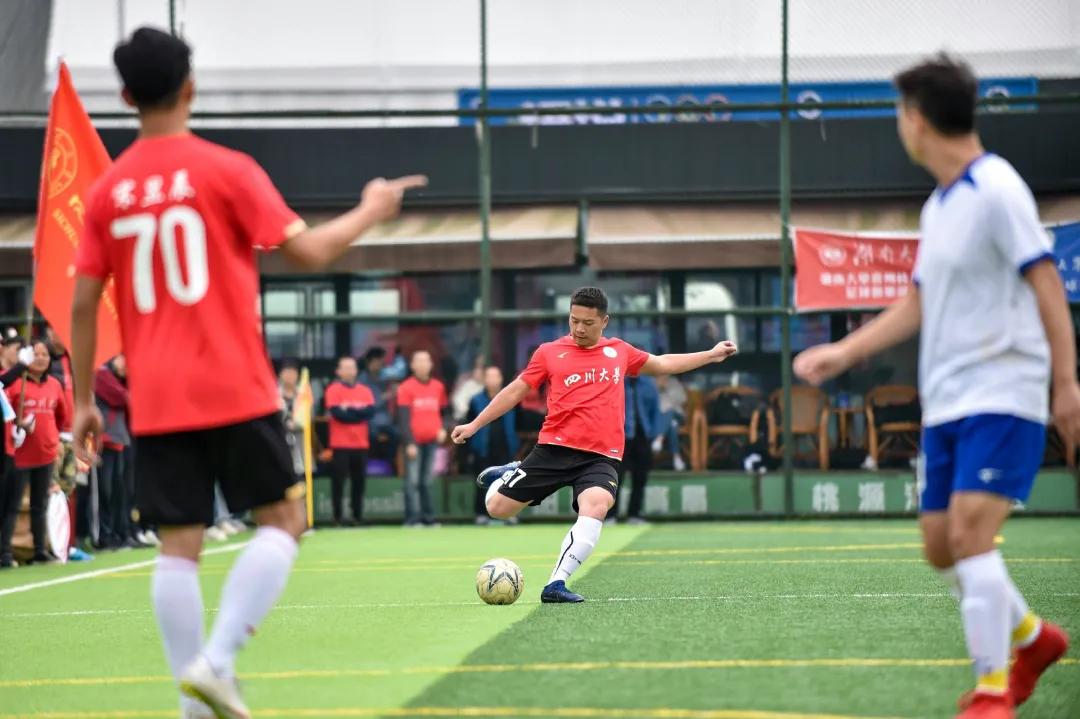 点赞校运会,全国高校贵州校友会篮球赛