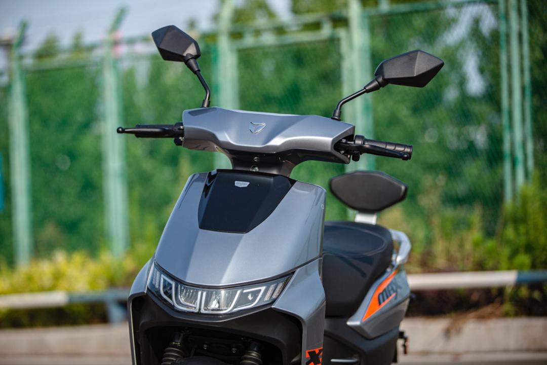 雅迪轻便摩托T9D能装多大电池,雅迪t9