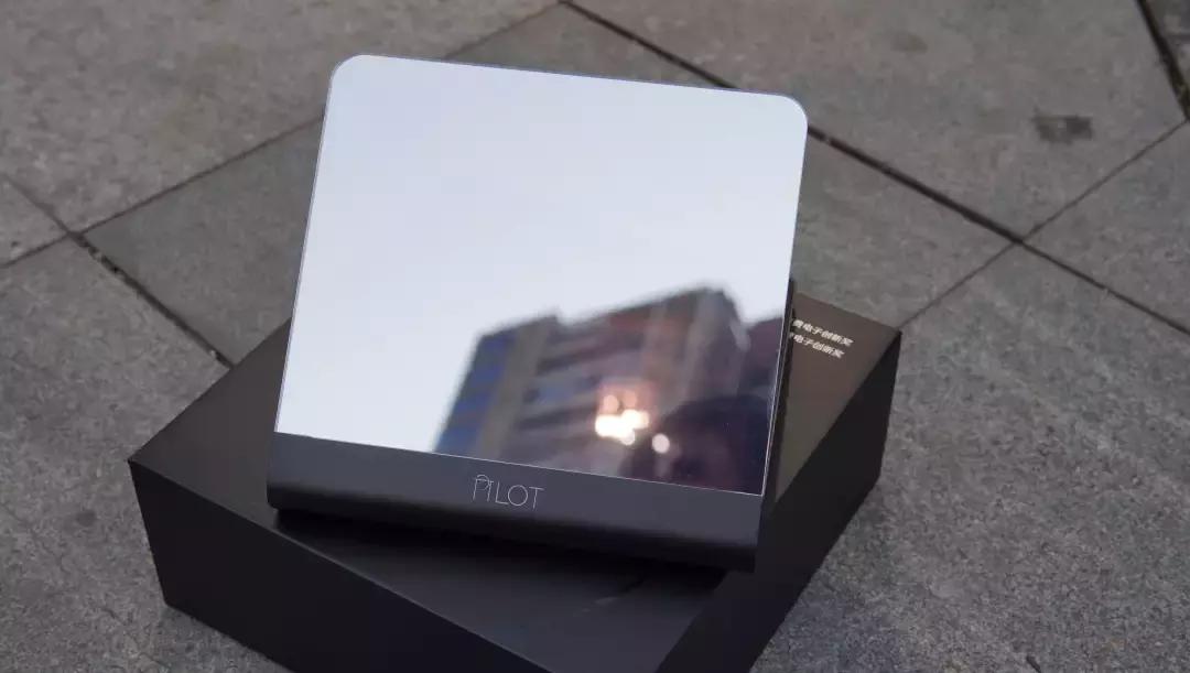 哪款车的hud最好用,最厉害的车载hud