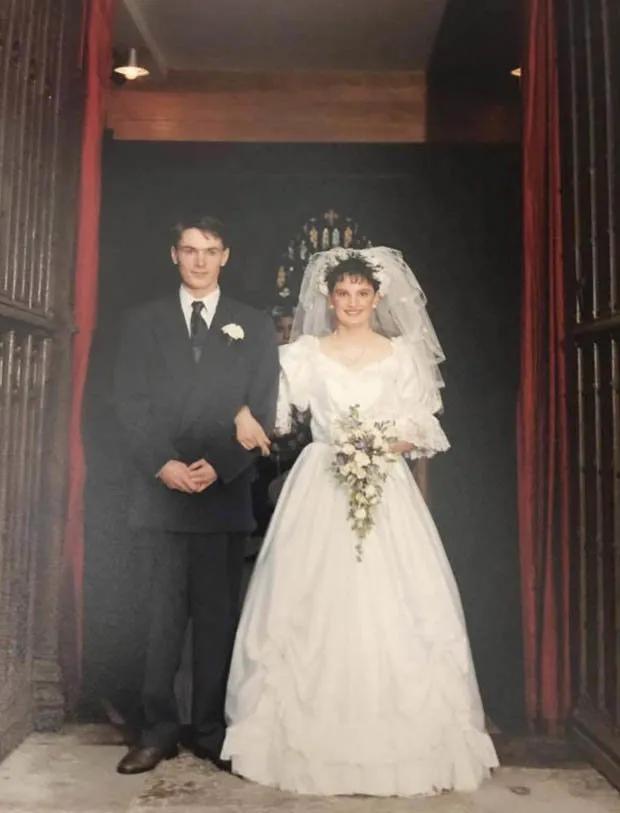 结婚30年生22娃，网友群嘲太窒息了，结果他们的生活却啪啪打脸