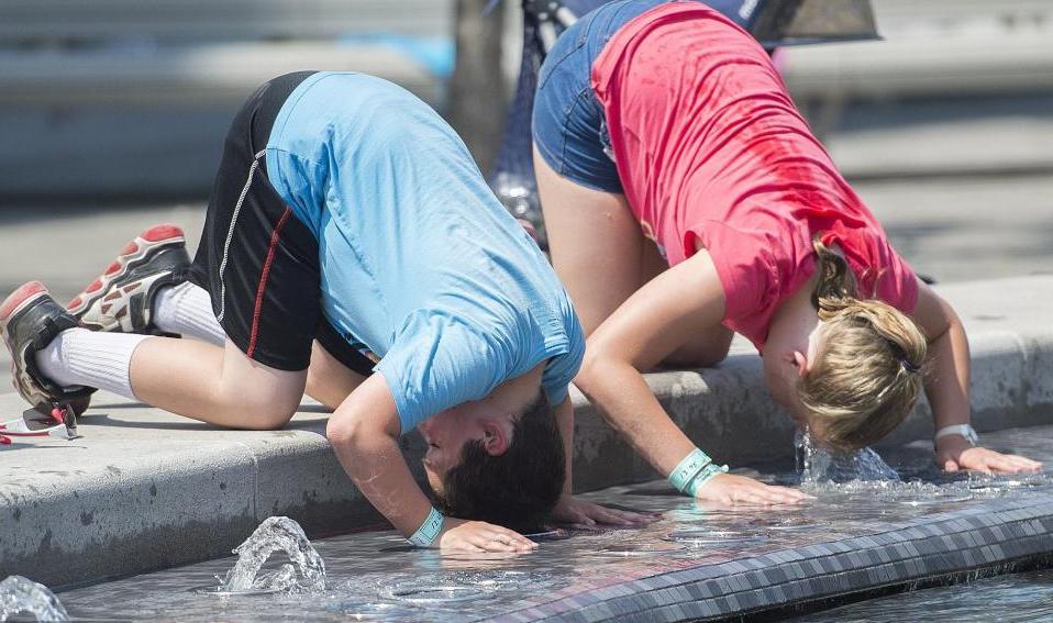 加拿大高温愈演愈烈气温突破50度,加拿大2022年极端天气